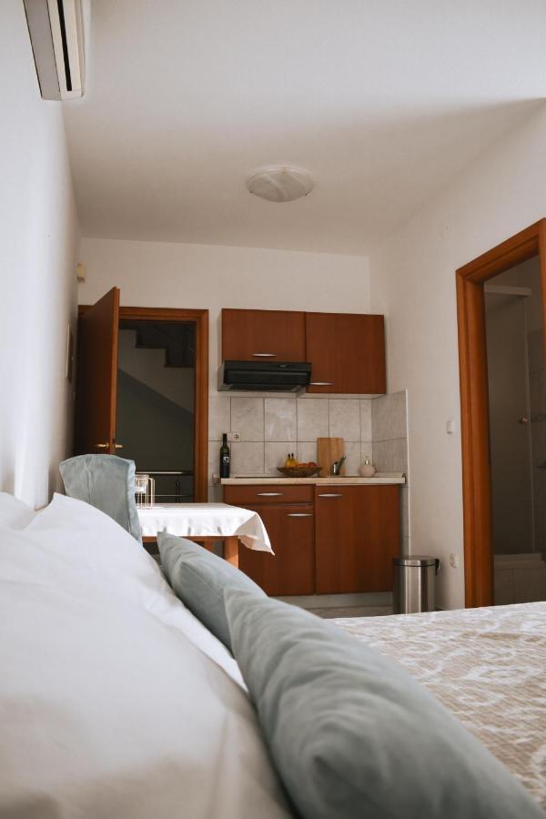 Garden House Vodice Apartment Ngoại thất bức ảnh