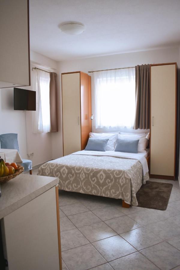 Garden House Vodice Apartment Ngoại thất bức ảnh